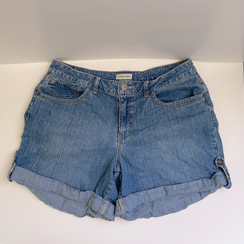 SOLD!!! St. John’s Bay Cuffed Denim Short. Size 14.